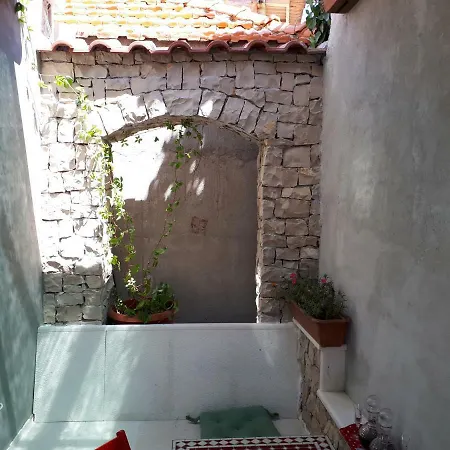 Baskotin Apartment Pucisca Exterior photo